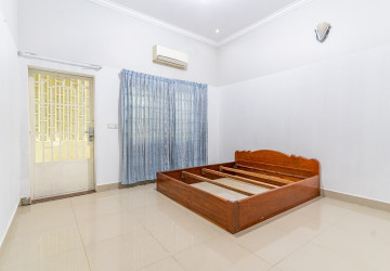 4 Bedroom Shophouse For Sale - Chroy Changvar, Phnom Penh thumbnail