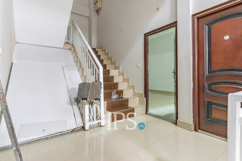 4 Bedroom Shophouse For Sale - Chroy Changvar, Phnom Penh