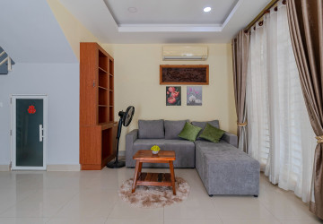 3 Bedroom Flat For Sale - Borey Premier, Svay Dangkum, Siem Reap thumbnail