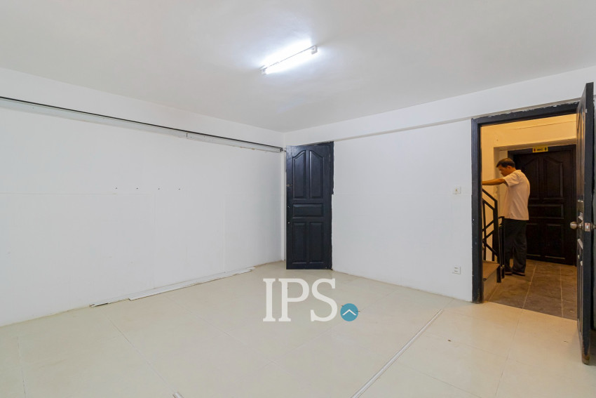 4 Bedroom Shophouse For Rent - Svay Dangkum, Siem Reap