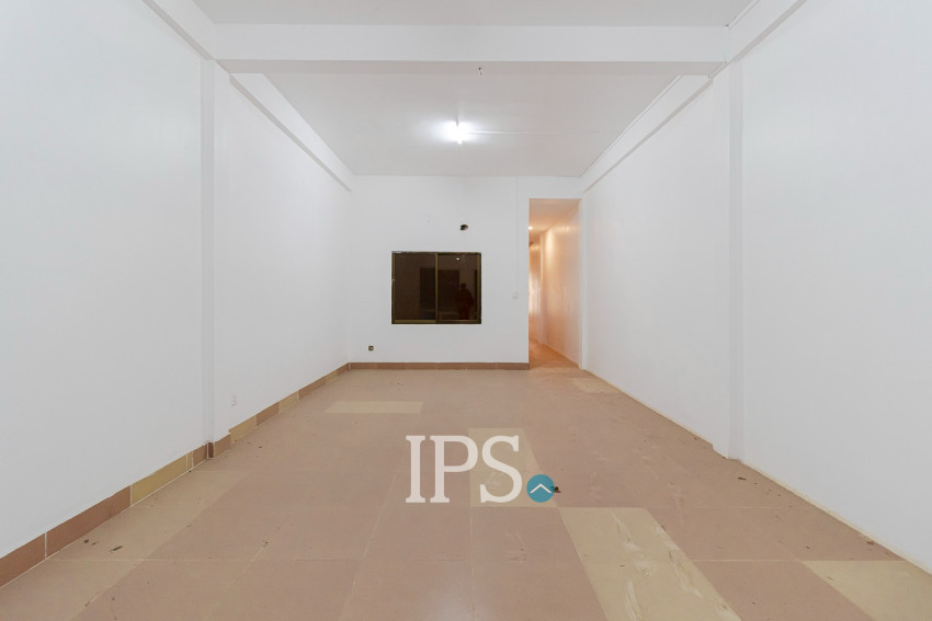 4 Bedroom Shophouse For Rent - Svay Dangkum, Siem Reap