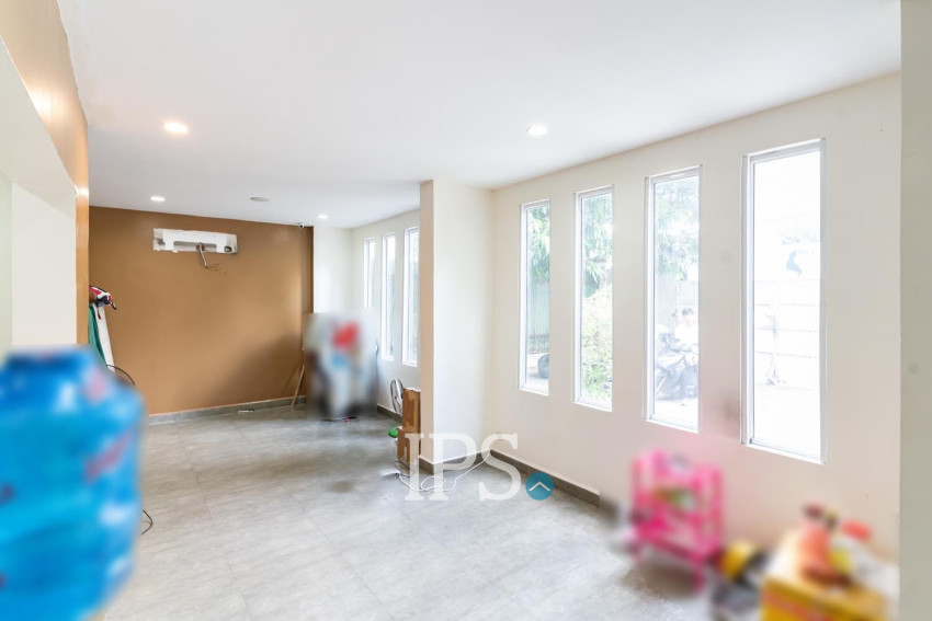 10 Room Commercial Villa For Rent - BKK1, Phnom Penh