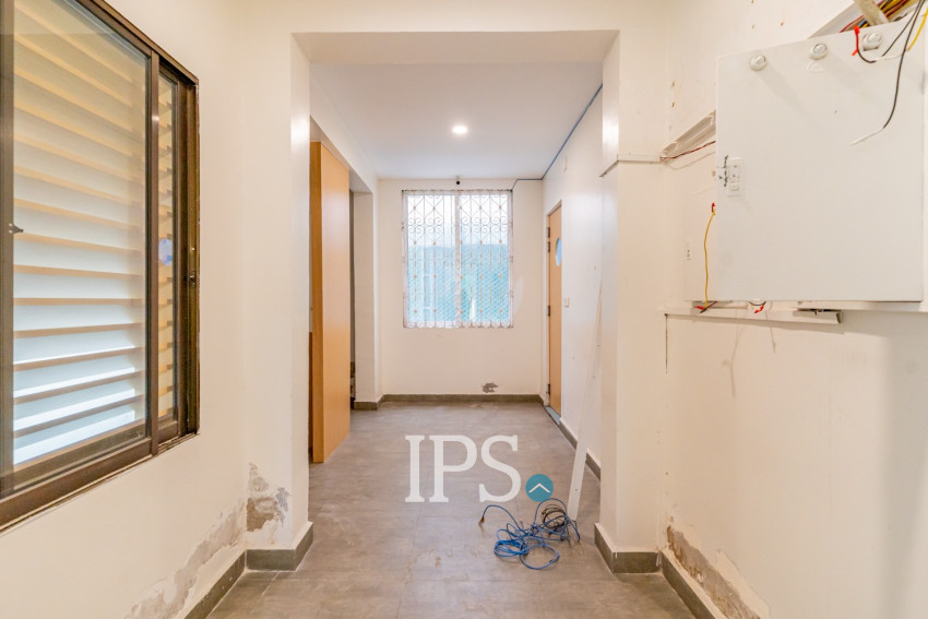 10 Room Commercial Villa For Rent - BKK1, Phnom Penh