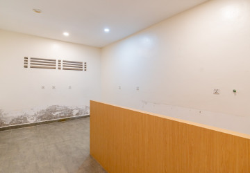 10 Room Commercial Villa For Rent - BKK1, Phnom Penh thumbnail