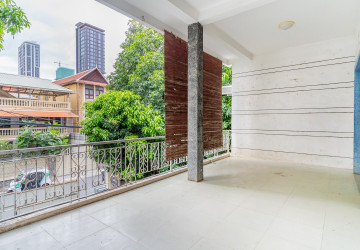 10 Room Commercial Villa For Rent - BKK1, Phnom Penh thumbnail