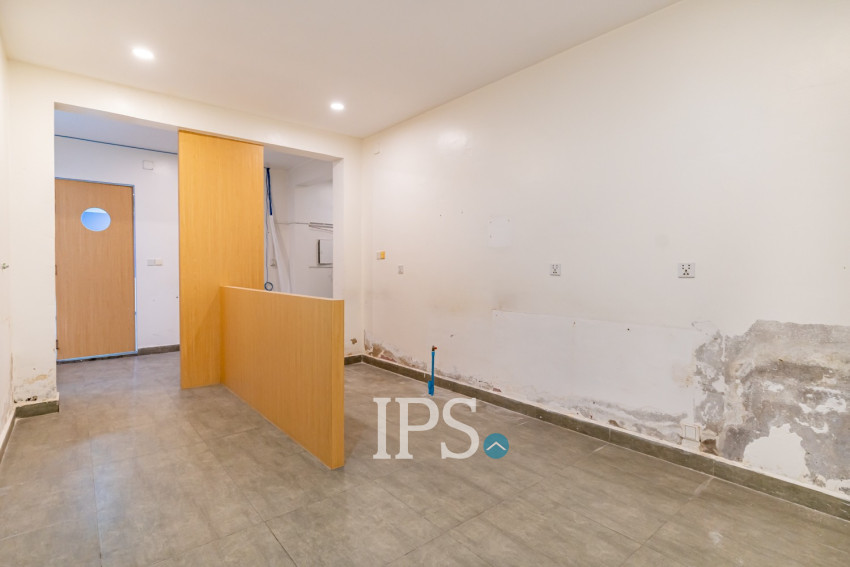 10 Room Commercial Villa For Rent - BKK1, Phnom Penh