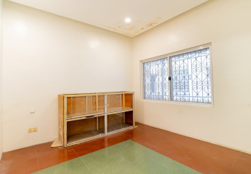 10 Room Commercial Villa For Rent - BKK1, Phnom Penh thumbnail