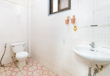 10 Room Commercial Villa For Rent - BKK1, Phnom Penh thumbnail