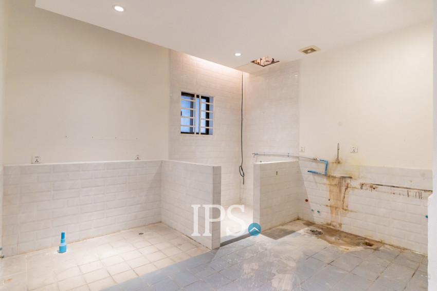 10 Room Commercial Villa For Rent - BKK1, Phnom Penh