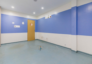 10 Room Commercial Villa For Rent - BKK1, Phnom Penh thumbnail