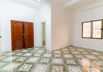 10 Room Commercial Villa For Rent - BKK1, Phnom Penh thumbnail