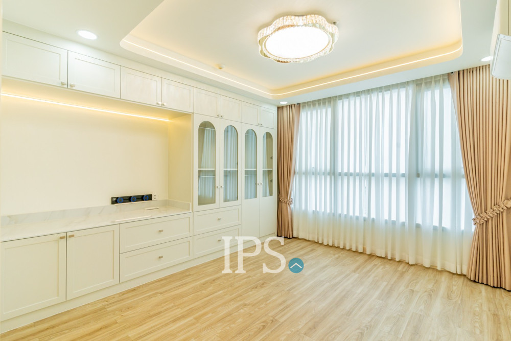 3 Bedroom Condo For Rent- De Castle Royal, BKK1, Phnom Penh - Image 19 3 Bedroom Condo For Rent- De Castle Royal, BKK1, Phnom Penh - Image 19