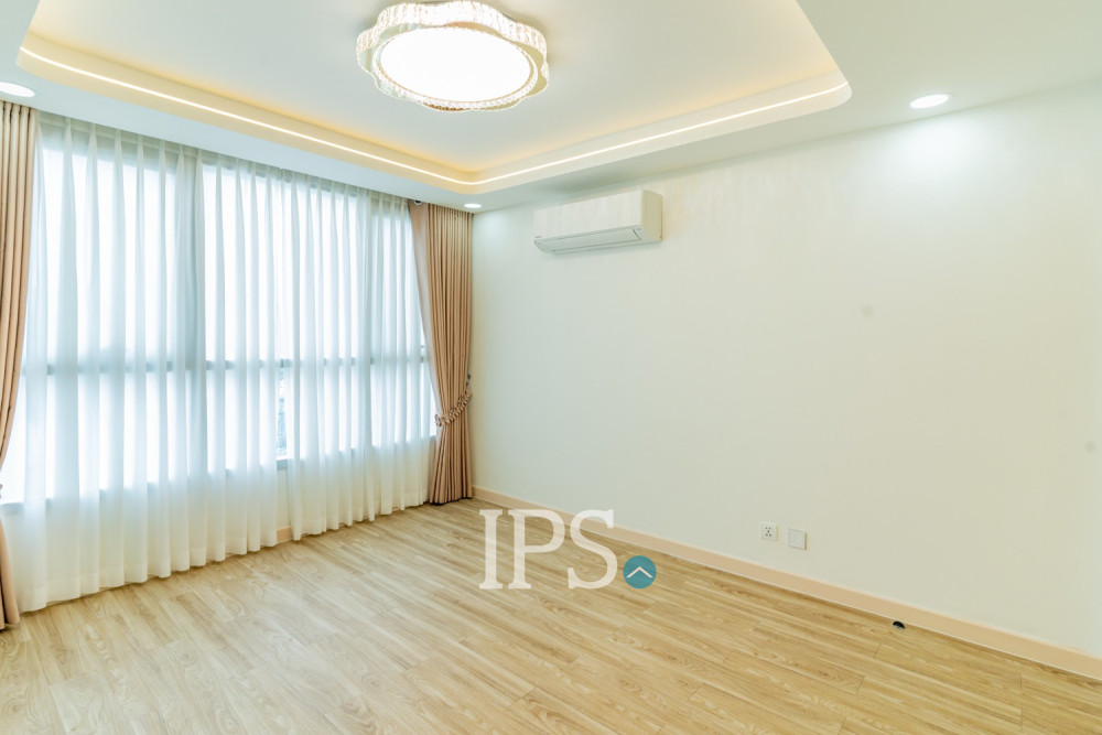 3 Bedroom Condo For Rent- De Castle Royal, BKK1, Phnom Penh - Image 20 3 Bedroom Condo For Rent- De Castle Royal, BKK1, Phnom Penh - Image 20