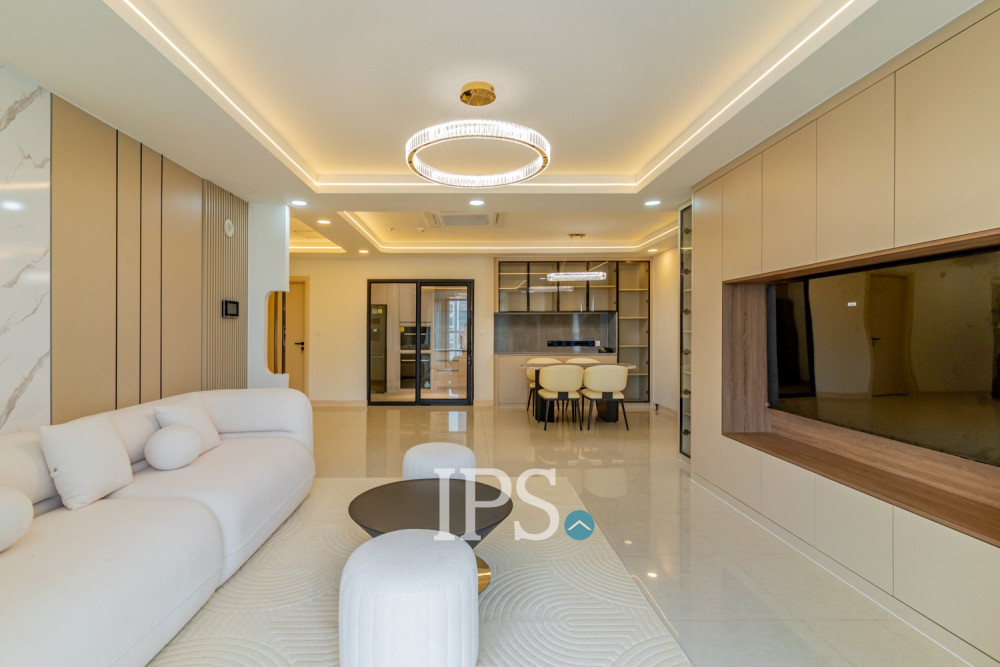 3 Bedroom Condo For Rent- De Castle Royal, BKK1, Phnom Penh - Image 7 3 Bedroom Condo For Rent- De Castle Royal, BKK1, Phnom Penh - Image 7
