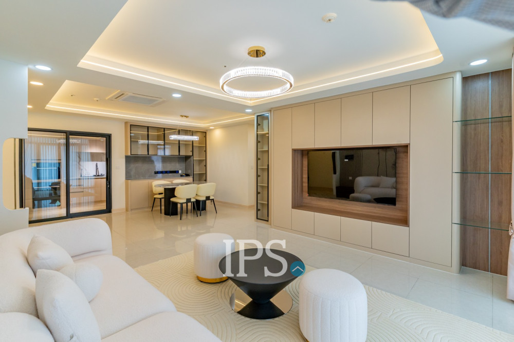3 Bedroom Condo For Rent- De Castle Royal, BKK1, Phnom Penh - Image 3 3 Bedroom Condo For Rent- De Castle Royal, BKK1, Phnom Penh - Image 3