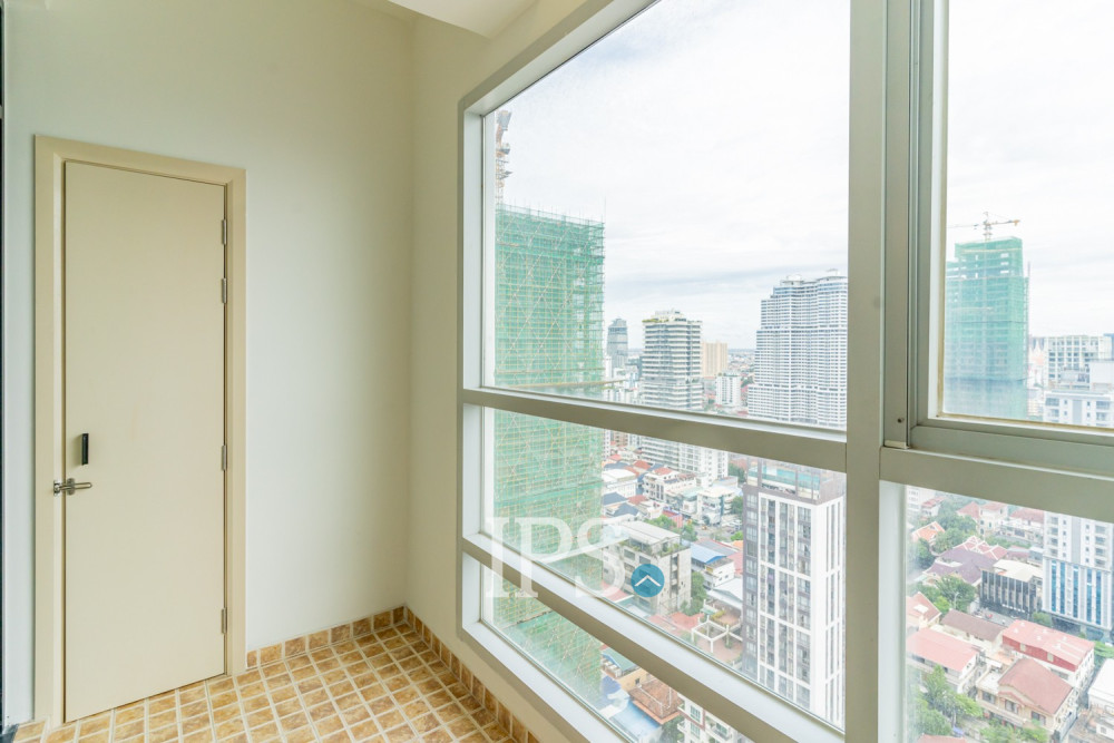 3 Bedroom Condo For Rent- De Castle Royal, BKK1, Phnom Penh - Image 40 3 Bedroom Condo For Rent- De Castle Royal, BKK1, Phnom Penh - Image 40