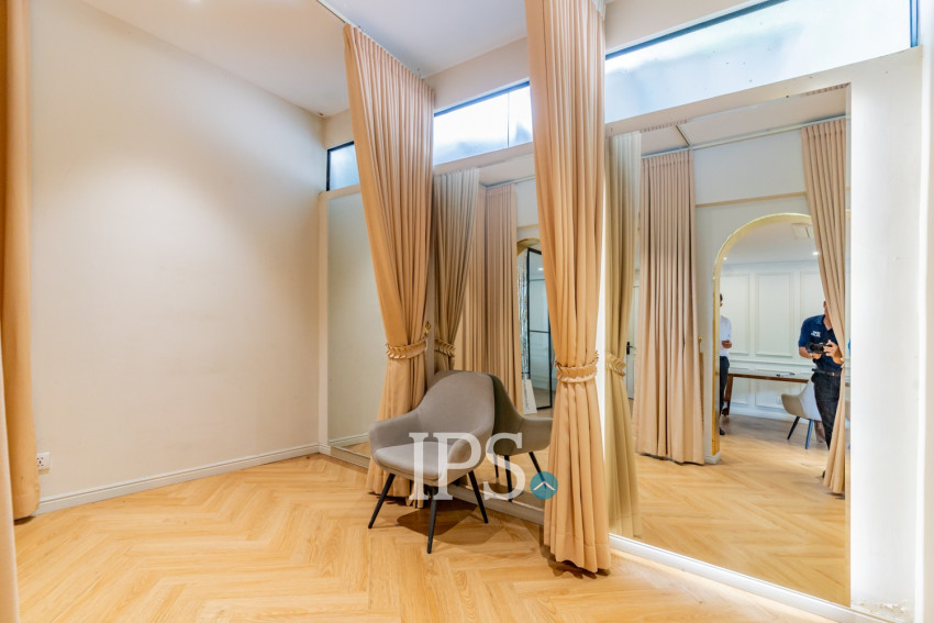 156 Sqm Retail Space For Rent - BKK1, Phnom Penh