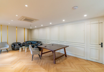 156 Sqm Retail Space For Rent - BKK1, Phnom Penh thumbnail