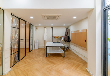 156 Sqm Retail Space For Rent - BKK1, Phnom Penh thumbnail