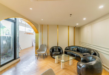 156 Sqm Retail Space For Rent - BKK1, Phnom Penh thumbnail