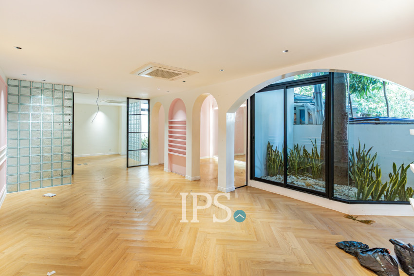 156 Sqm Retail Space For Rent - BKK1, Phnom Penh