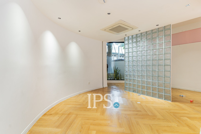 156 Sqm Retail Space For Rent - BKK1, Phnom Penh
