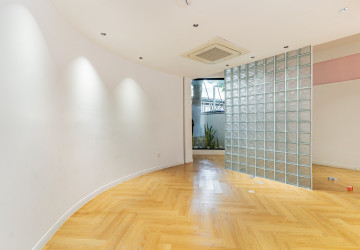 156 Sqm Retail Space For Rent - BKK1, Phnom Penh thumbnail