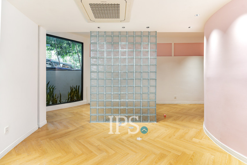 156 Sqm Retail Space For Rent - BKK1, Phnom Penh