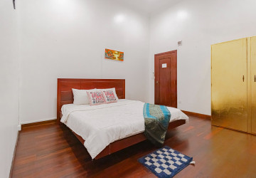 7 Bedroom Compound Villa For Rent - Sala Kamreuk, Siem Reap thumbnail