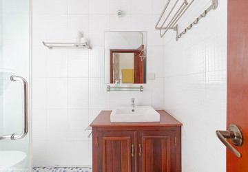 7 Bedroom Compound Villa For Rent - Sala Kamreuk, Siem Reap thumbnail