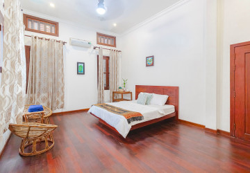 7 Bedroom Compound Villa For Rent - Sala Kamreuk, Siem Reap thumbnail