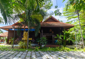 7 Bedroom Compound Villa For Rent - Sala Kamreuk, Siem Reap thumbnail