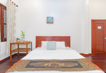 7 Bedroom Compound Villa For Rent - Sala Kamreuk, Siem Reap thumbnail