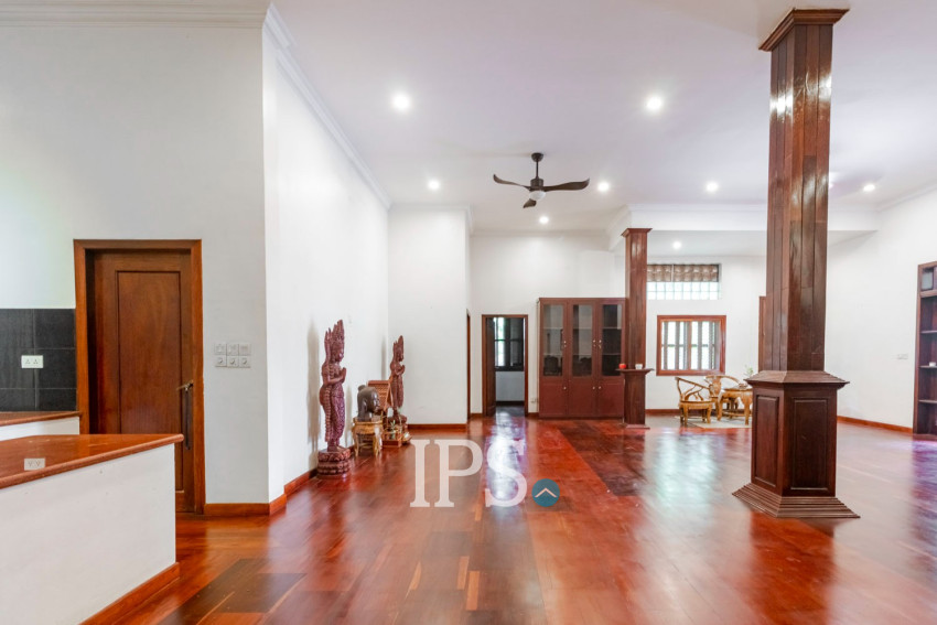 7 Bedroom Compound Villa For Rent - Sala Kamreuk, Siem Reap
