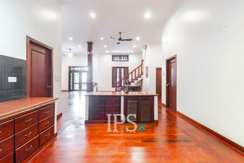 7 Bedroom Compound Villa For Rent - Sala Kamreuk, Siem Reap
