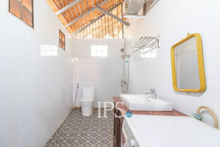 7 Bedroom Compound Villa For Rent - Sala Kamreuk, Siem Reap