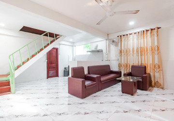 7 Bedroom Compound Villa For Rent - Sala Kamreuk, Siem Reap thumbnail