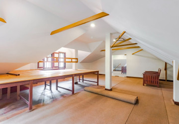 7 Bedroom Compound Villa For Rent - Sala Kamreuk, Siem Reap thumbnail