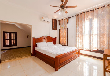 7 Bedroom Compound Villa For Rent - Sala Kamreuk, Siem Reap thumbnail