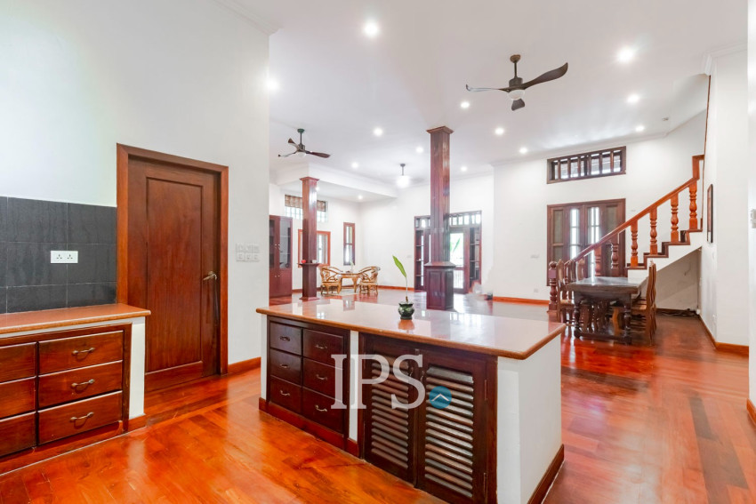 7 Bedroom Compound Villa For Rent - Sala Kamreuk, Siem Reap