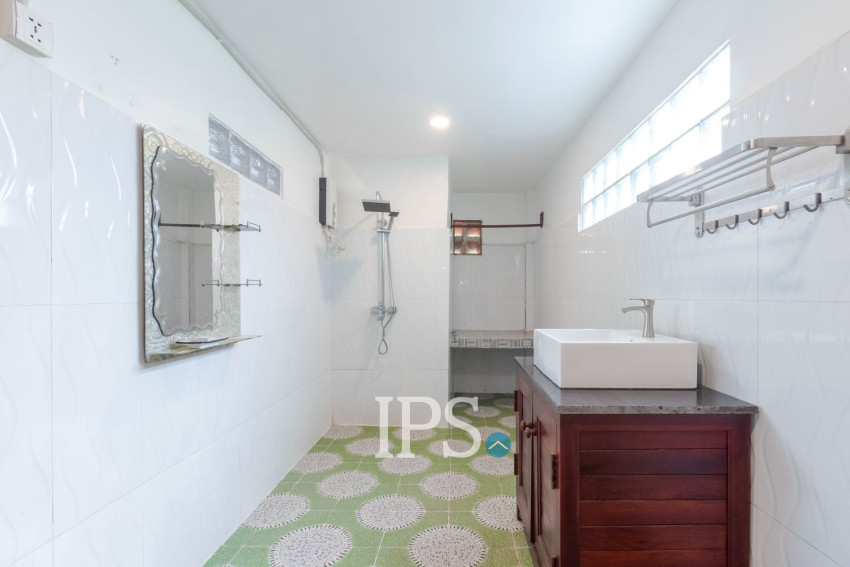 7 Bedroom Compound Villa For Rent - Sala Kamreuk, Siem Reap