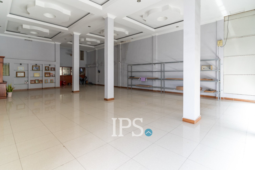 3 Bedroom Shophouse For Rent - Russey Keo, Phnom Penh