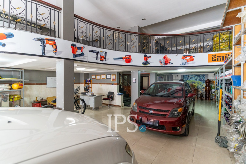 3 Bedroom Shophouse For Rent - Russey Keo, Phnom Penh