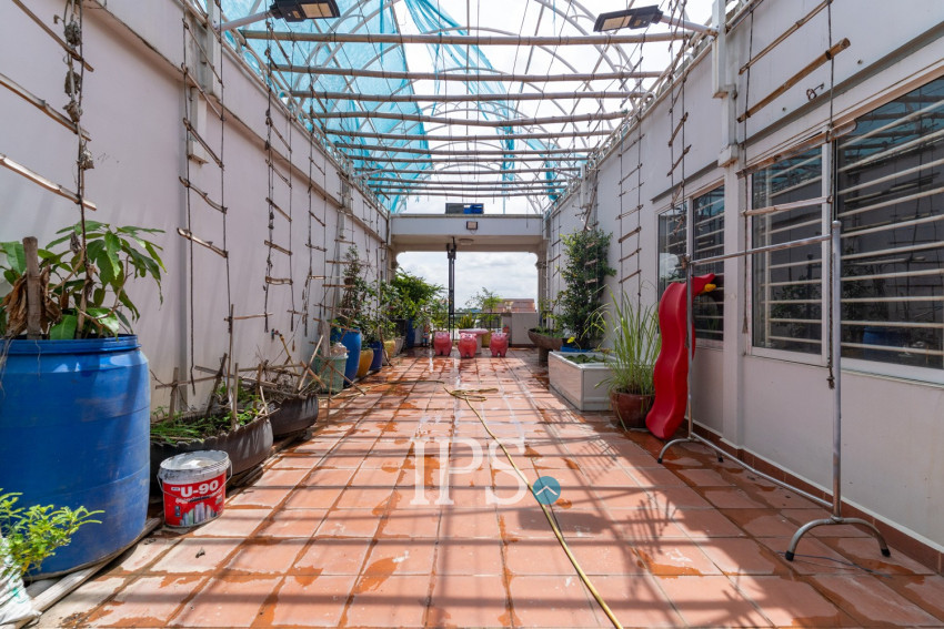 3 Bedroom Shophouse For Rent - Russey Keo, Phnom Penh