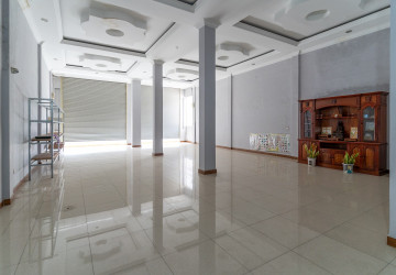 3 Bedroom Shophouse For Rent - Russey Keo, Phnom Penh thumbnail