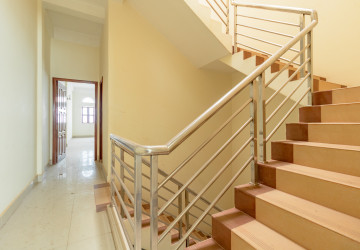 8 Bedroom Flat For Rent - Borey Arcade, Svay Dangkum, Siem Reap thumbnail