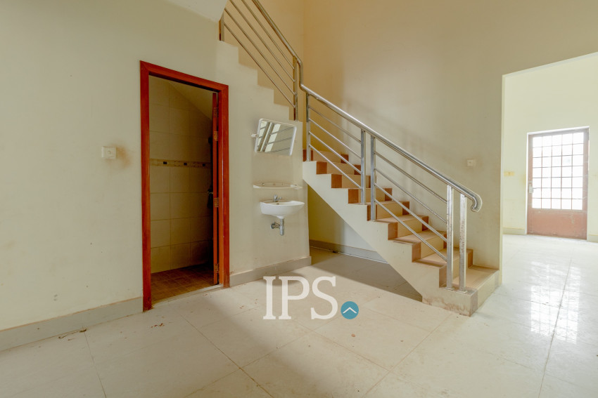 8 Bedroom Flat For Rent - Borey Arcade, Svay Dangkum, Siem Reap