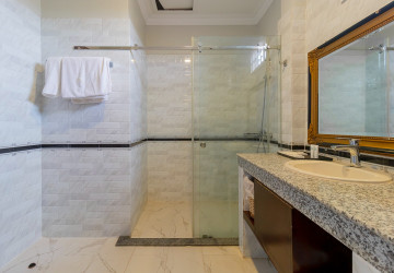 2 Bedroom Apartment For Rent - Svay Dangkum, Siem Reap thumbnail