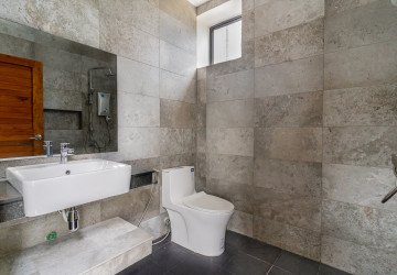 4 Bedroom Villa For Sale - Borey Williams Angkor Chey, Snaor, Phnom Penh thumbnail