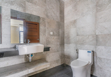 4 Bedroom Villa For Sale - Borey Williams Angkor Chey, Snaor, Phnom Penh thumbnail
